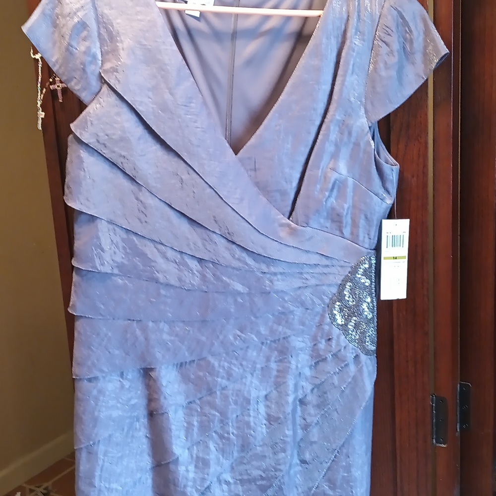 Dressy dress size 14